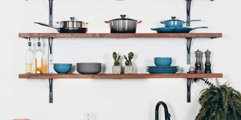 Kitchen decluttering - Store items based on their priority Kitchen decluttering - Store items based on their priority